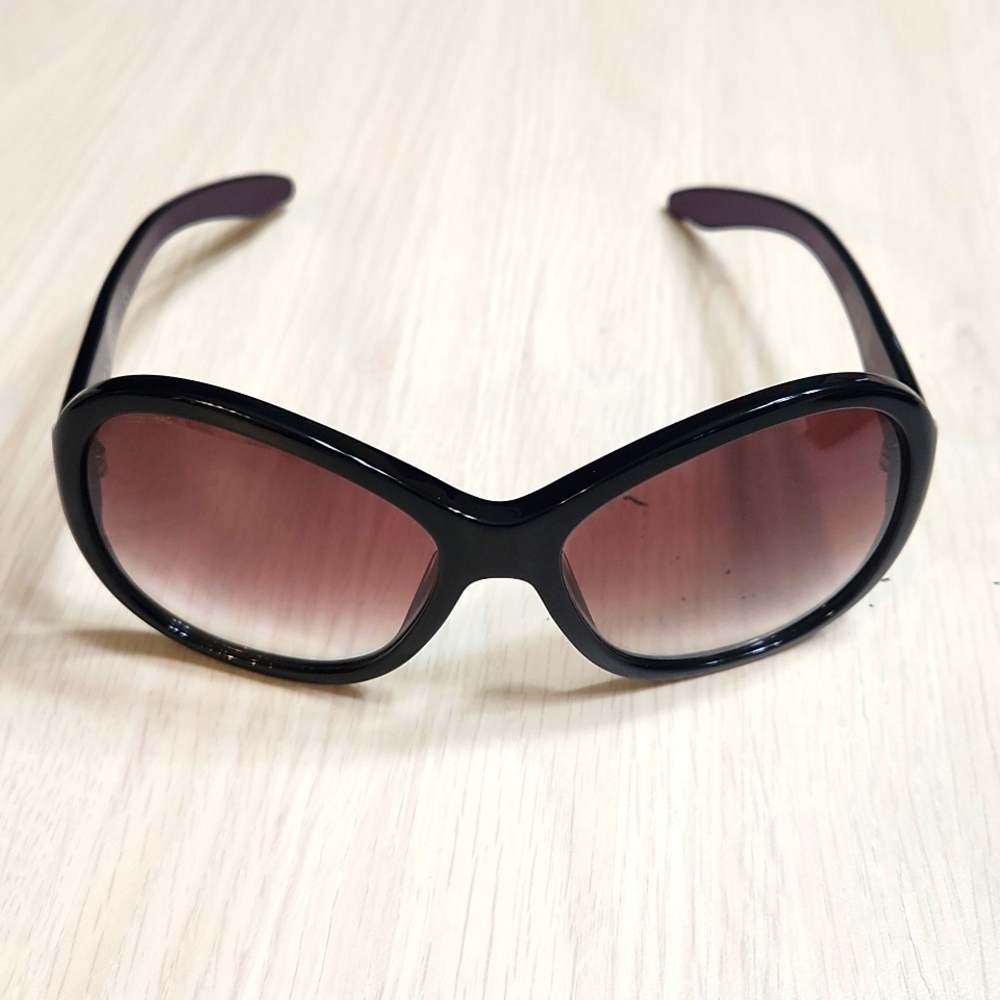 PRADA Sunglasses 👓 Deep Plum 😎💜 Oversized w/ case - Picture 2 of 12